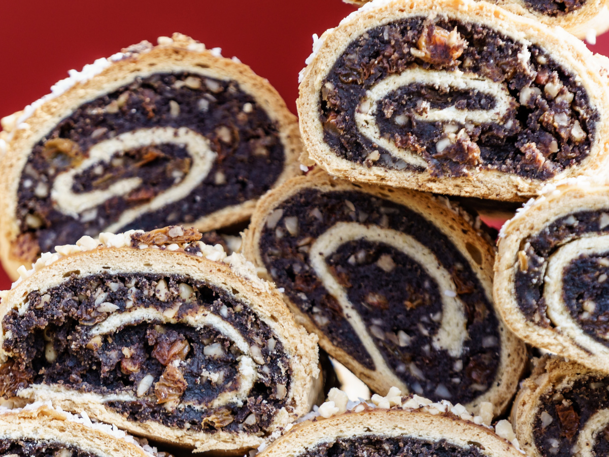 Polish Poppy Seed Roll Recipe (Makowiec) 3 Makowiec - poppy roll with nuts